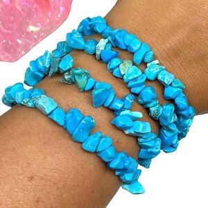 Howlite Turquoise Beaded Stretch Bracelet Gemstone Chips Bead Chip Stone Blue